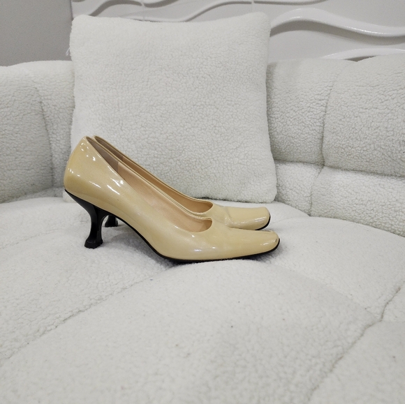 Prada Square Toe Heels - Picture 2 of 5